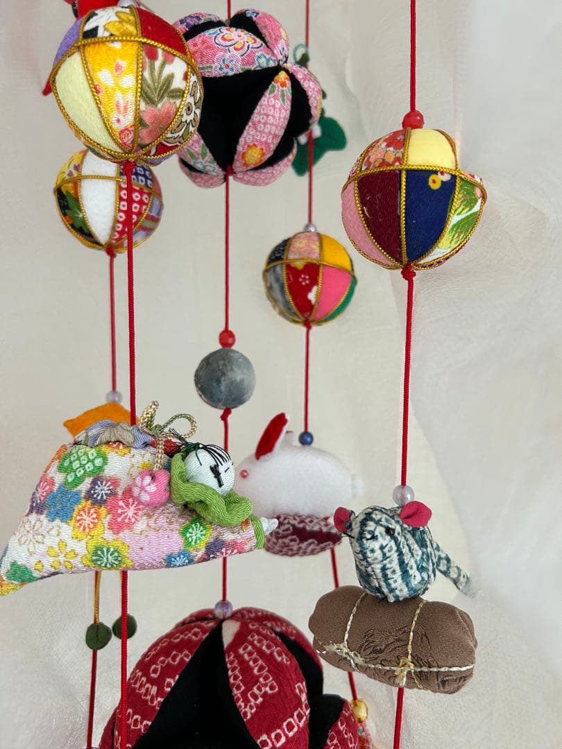 ちりめん細工　吊るし飾り　玉飾り 雛飾り　吊るし雛　下げもん　ハンドメイド