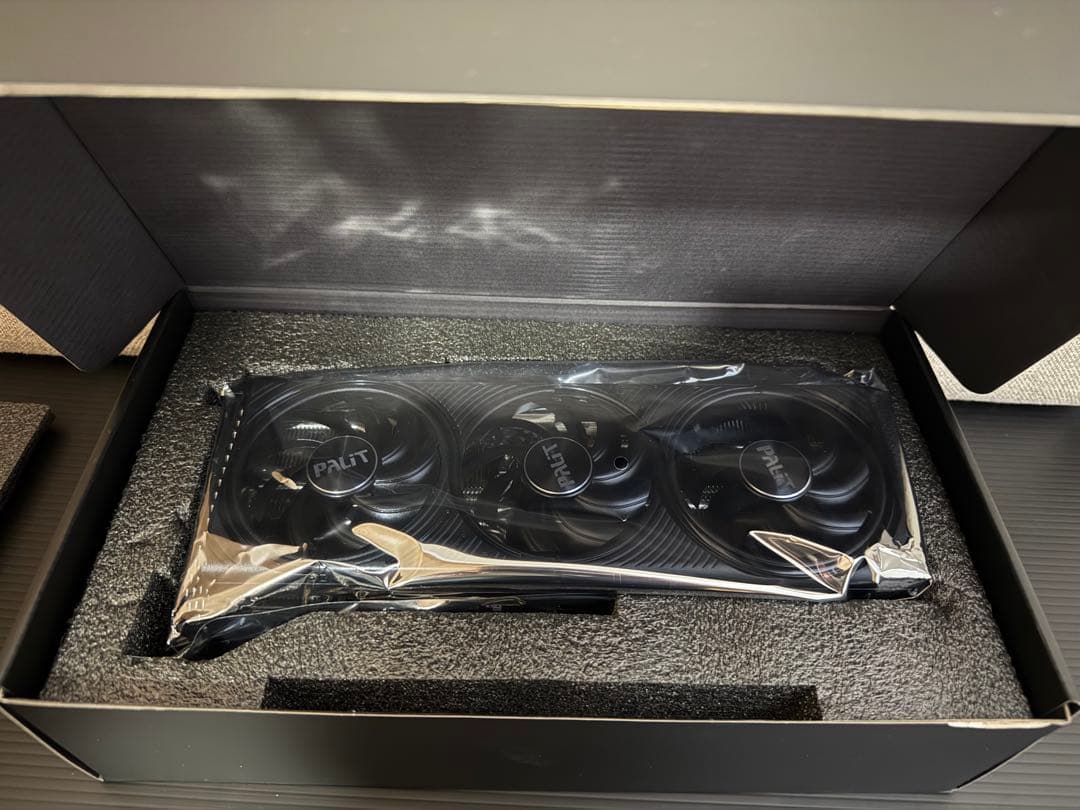 グラフィックボード・グラボ・ビデオカード GeForce RTX 5060 Ti Infinity 3 [16GB]