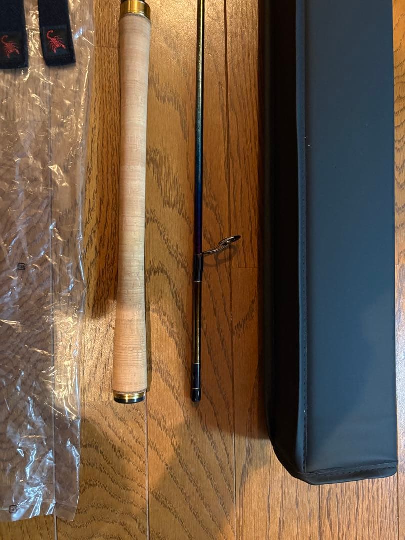 【微使用品】ワールドシャウラリミテッド　2831R-2