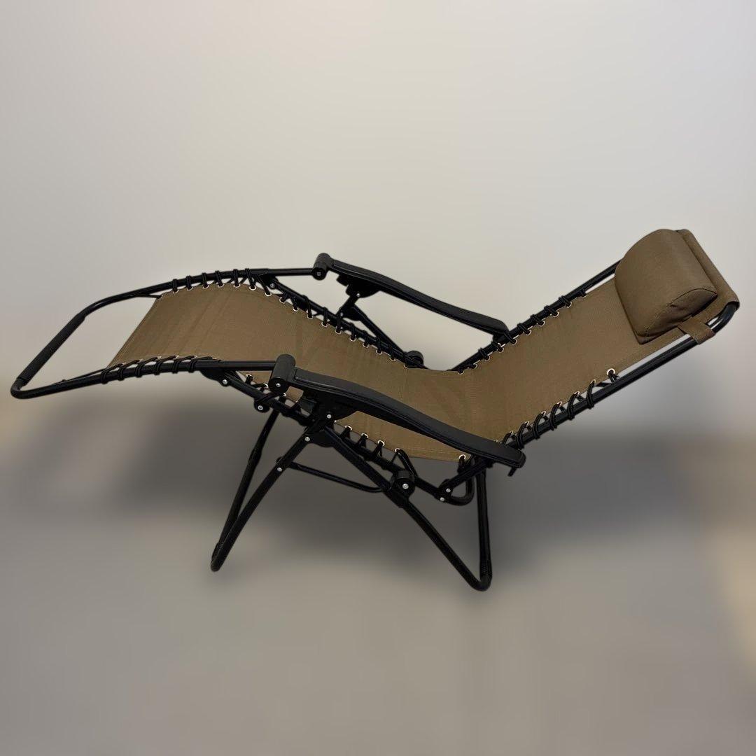 ブラウンリクライニングチェア