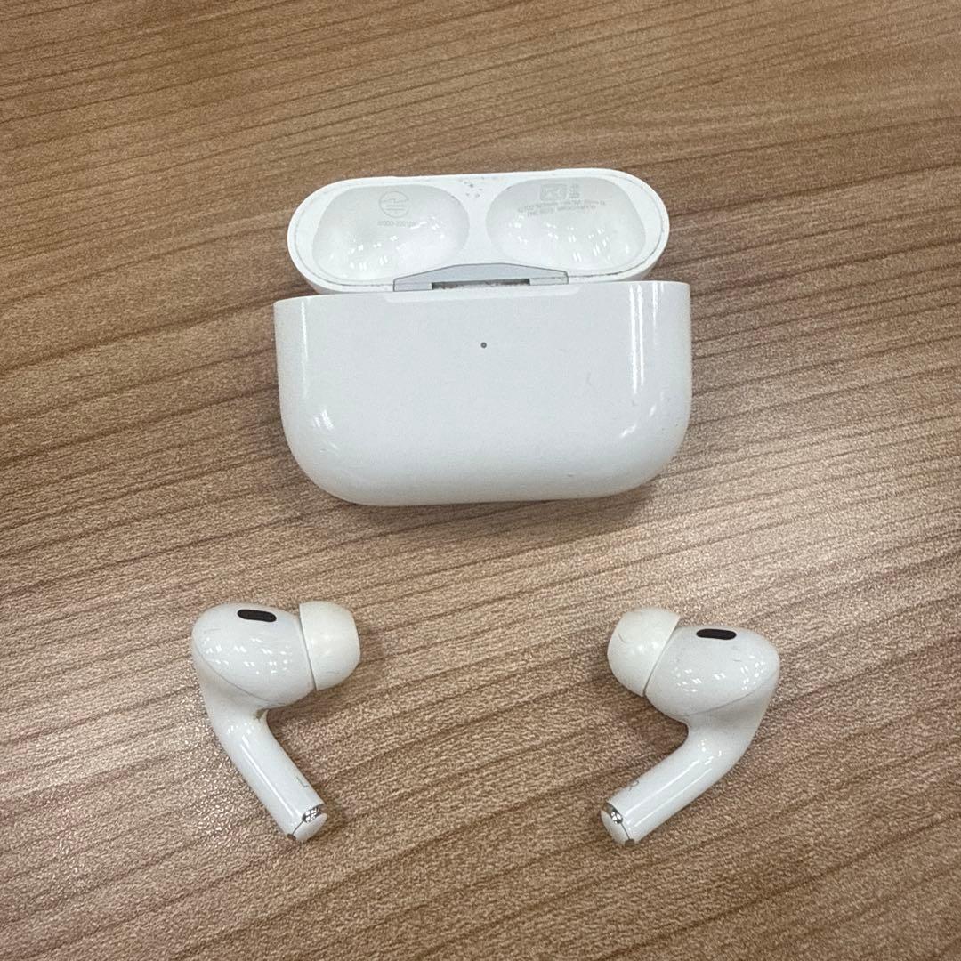 AirPods Pro2 ホワイト 本体と充電ケース