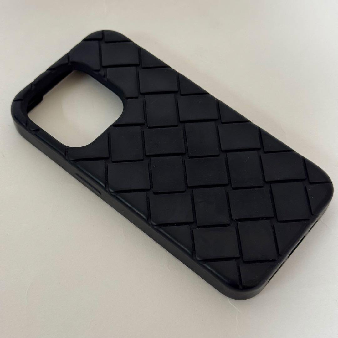 ✨正規品＆美品‼️✨ボッテガヴェネタ イントレチャート iPhone15Pro