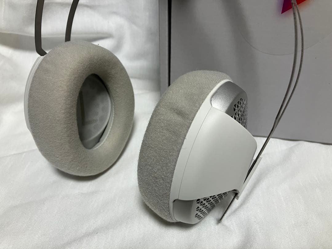 ヘッドホン fumo TRUTH Open Air Gaming Headset