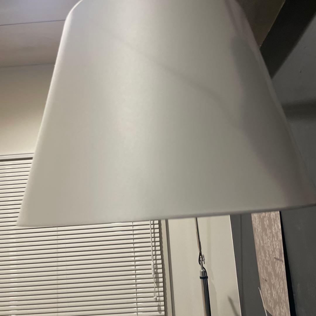 アルテミデ トロメロ Mega Terra Floor Light お値下げ不可