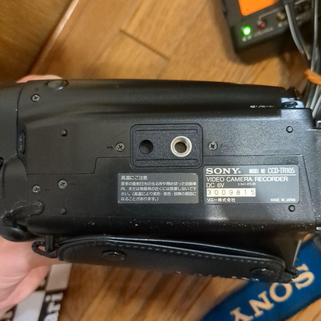 美品＊動作確認済 SONY CCD-TR105 ハンディカム Video8