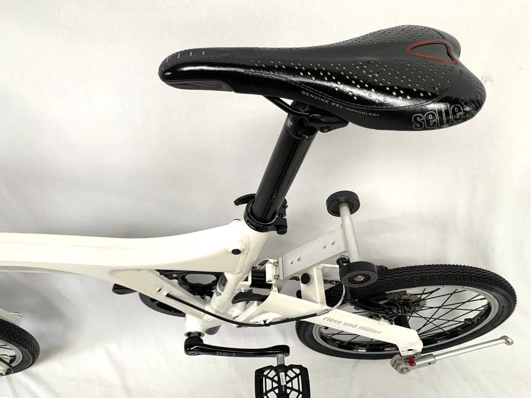 送料無料R&M 折りたたみ自転車 BD-1 超軽量11.1キロミニベロ18インチ