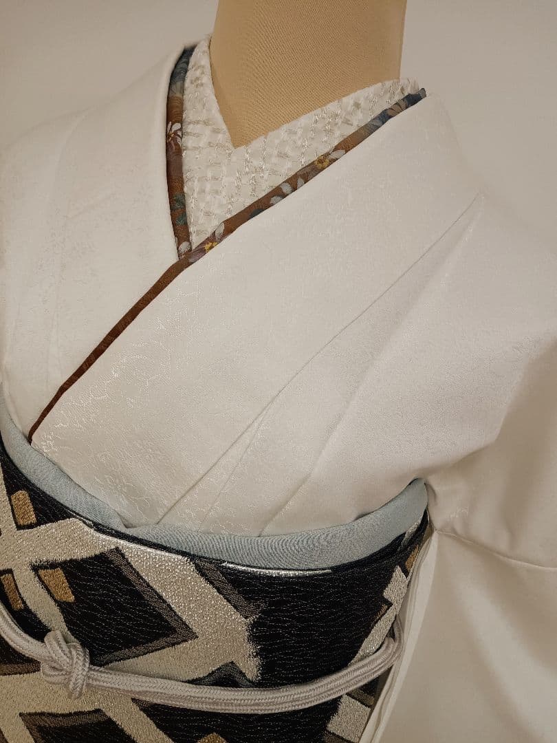 洗える色無地　花唐草地紋　ジャガード織　袷 Ｍサイズ