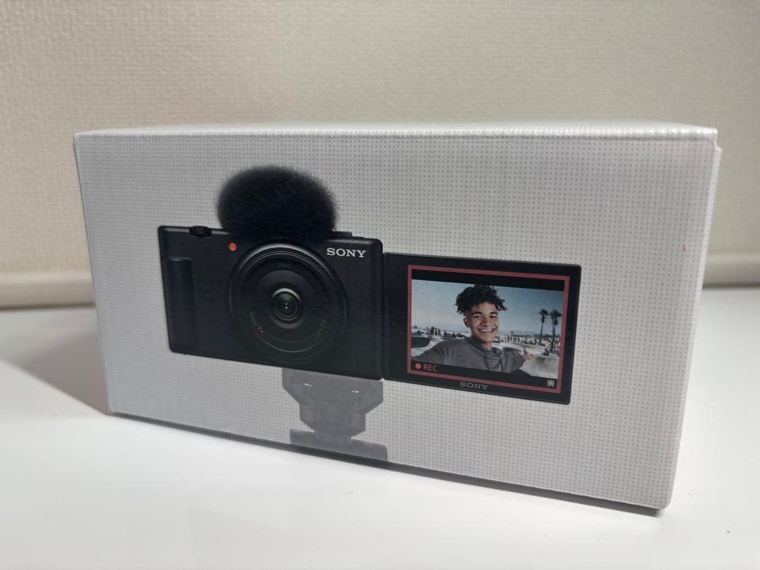 【新品未使用】ソニー　SONY 一体型カメラ　VLOGCAM ZV-1F