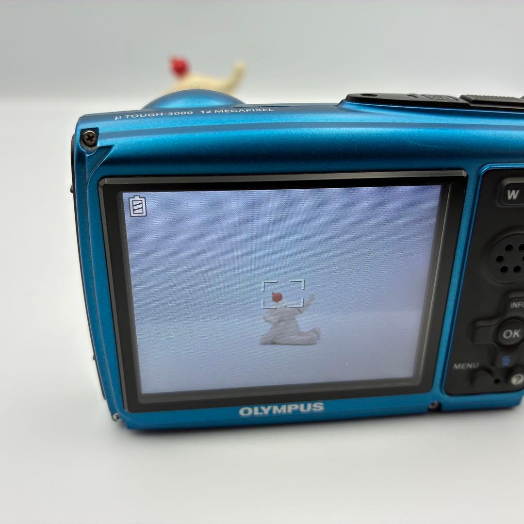防水・内蔵メモリ1GB OLYMPUS μ TOUGH-3000 動作品 ブルー