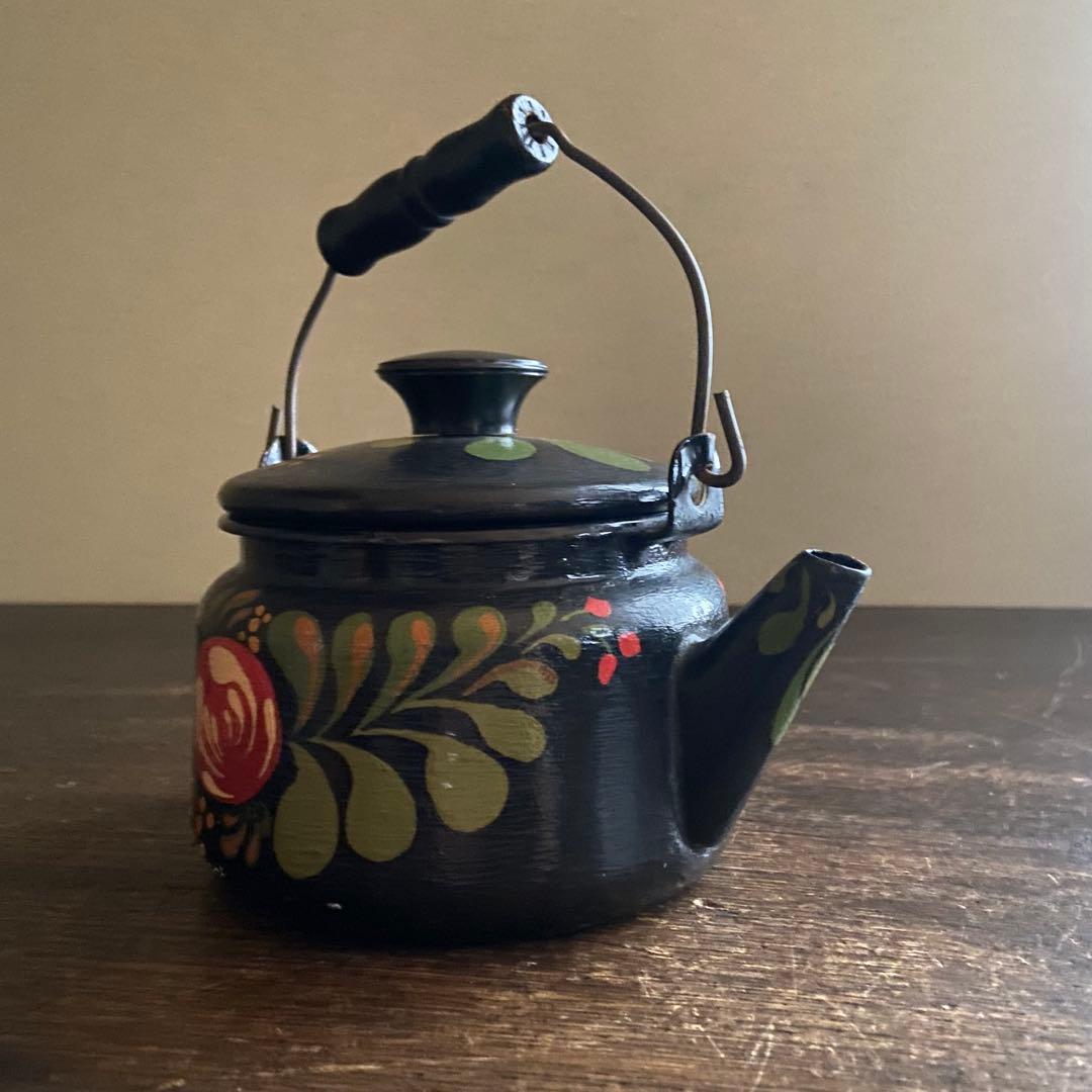 アンティーク　ケトル　琺瑯　ホーロー　小さなやかん　ハンドペイント