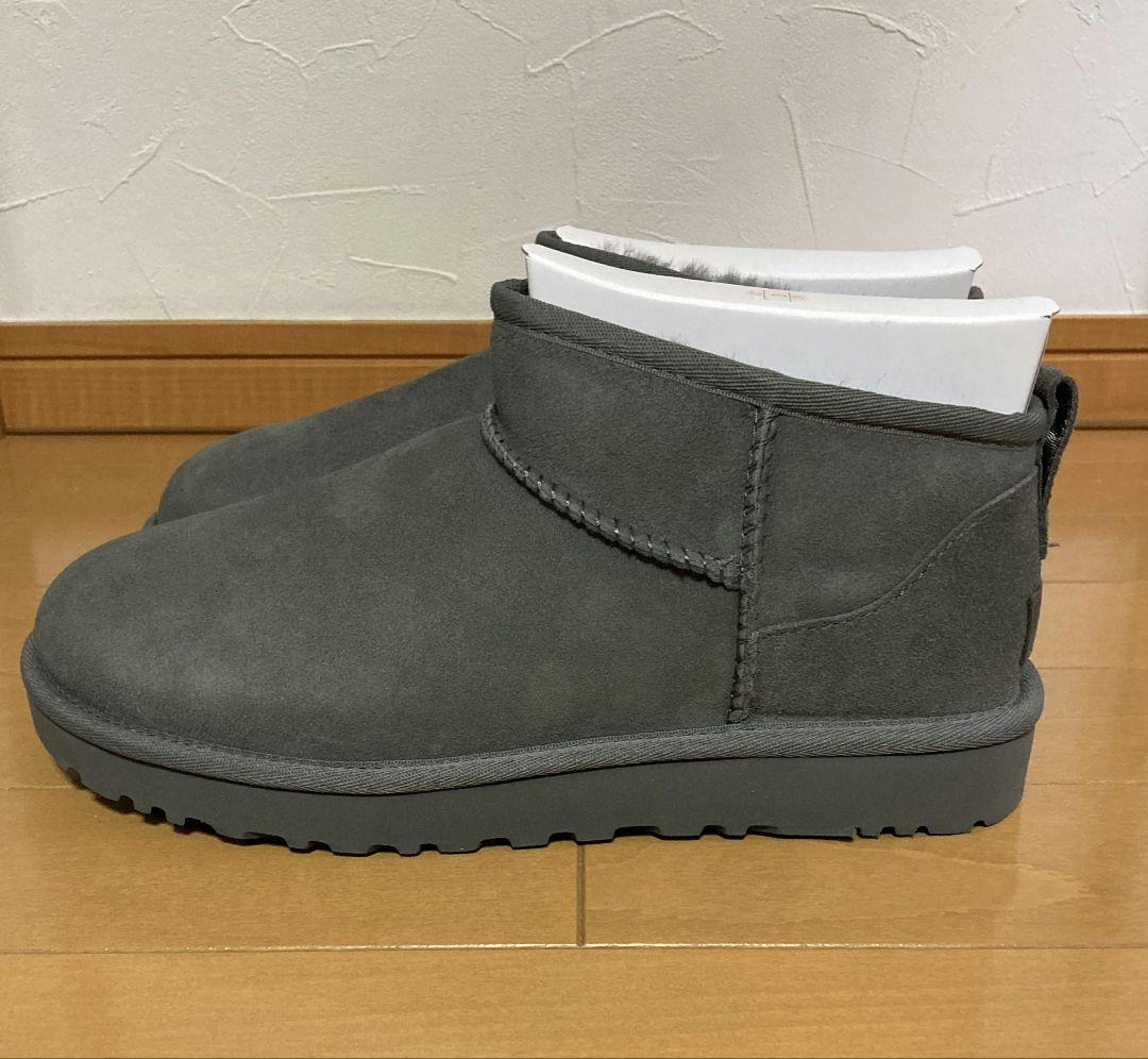 【発送目安1週間〜10日程】UGG　アグ　ムートンブーツ　ウルトラミニ