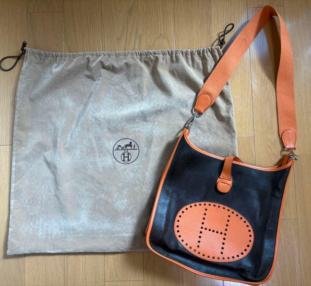 Hermès エブリン　 貴重アマゾニアショルダー 保存袋、ケアバーム付き