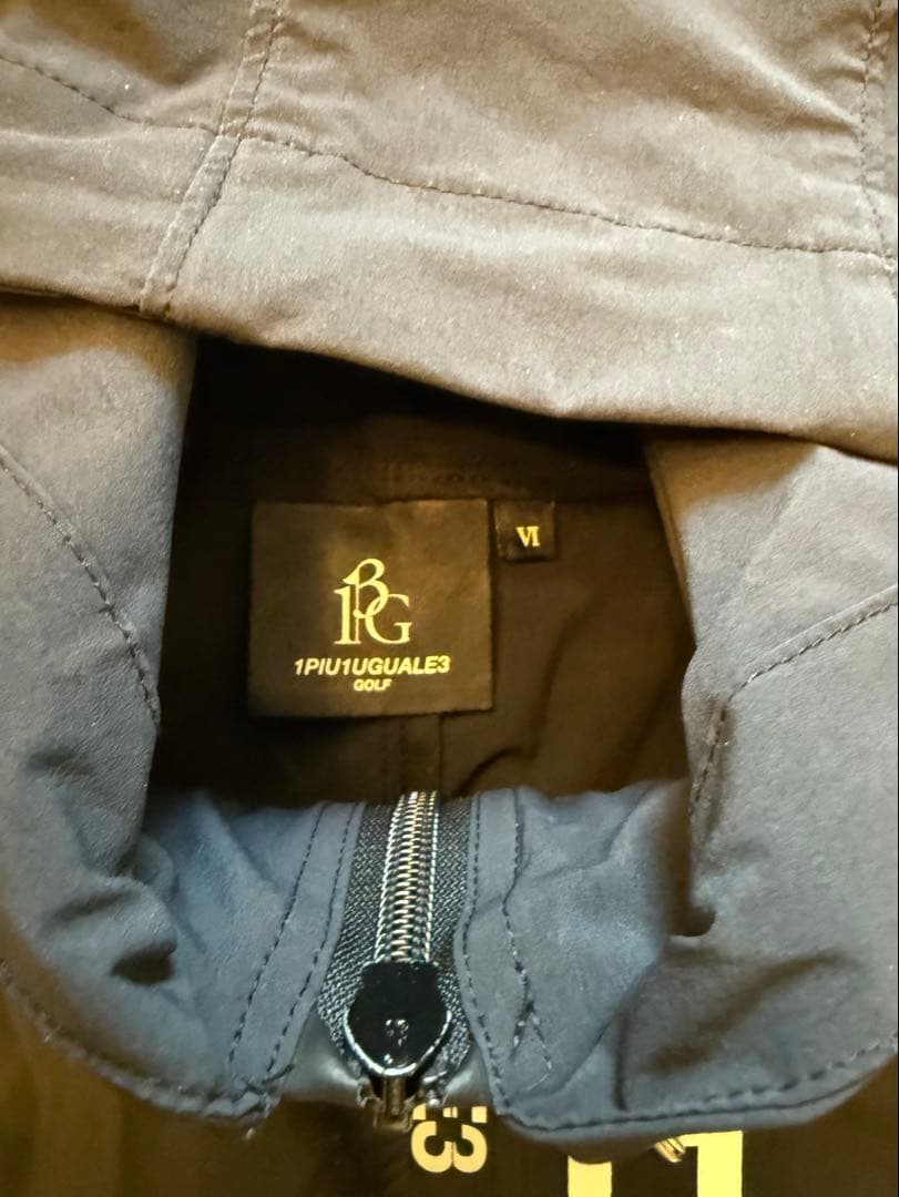 1PIU1UGUALE3 ウノピュゴルフ セットアップ VI Lサイズ相当