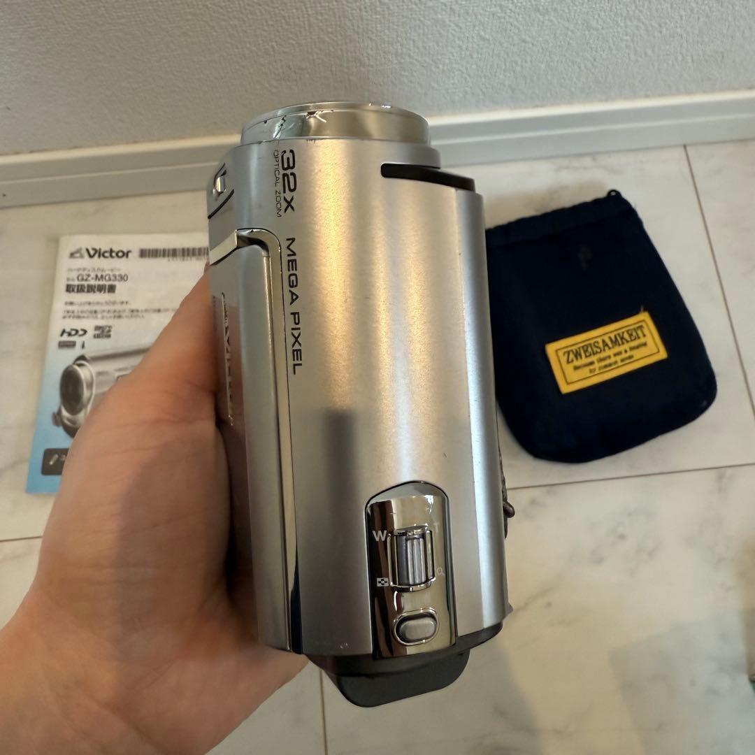 ビデオカメラ Victor JVC Everio GZ-MG330-S