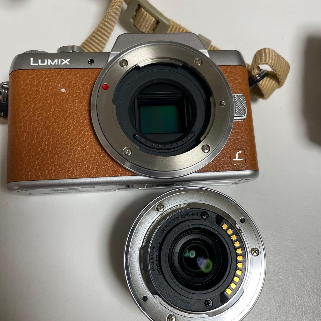 LUMIX G ダブルレンズ　ブラウンDMC-GF7