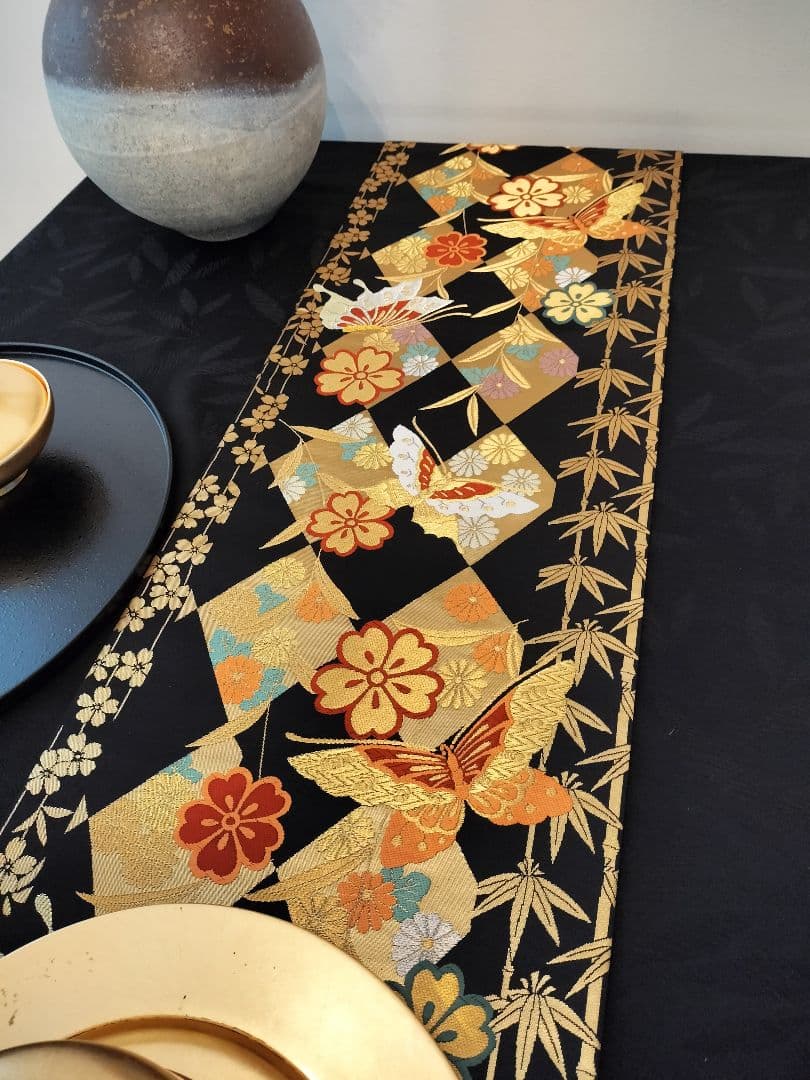 ルブの森★　A619★逸品‼️高級全通帯‼️ひな祭り‼️テーブルランナー