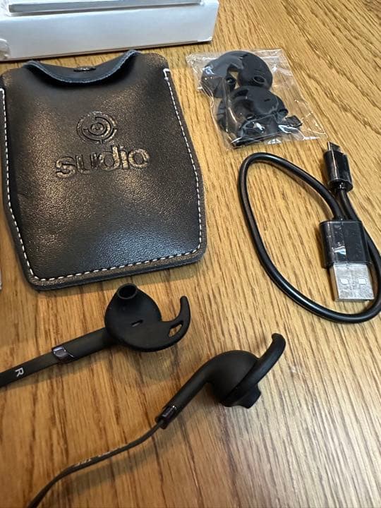 sudio TRE BLACK イヤフォン【箱・付属品すべてそろっています】