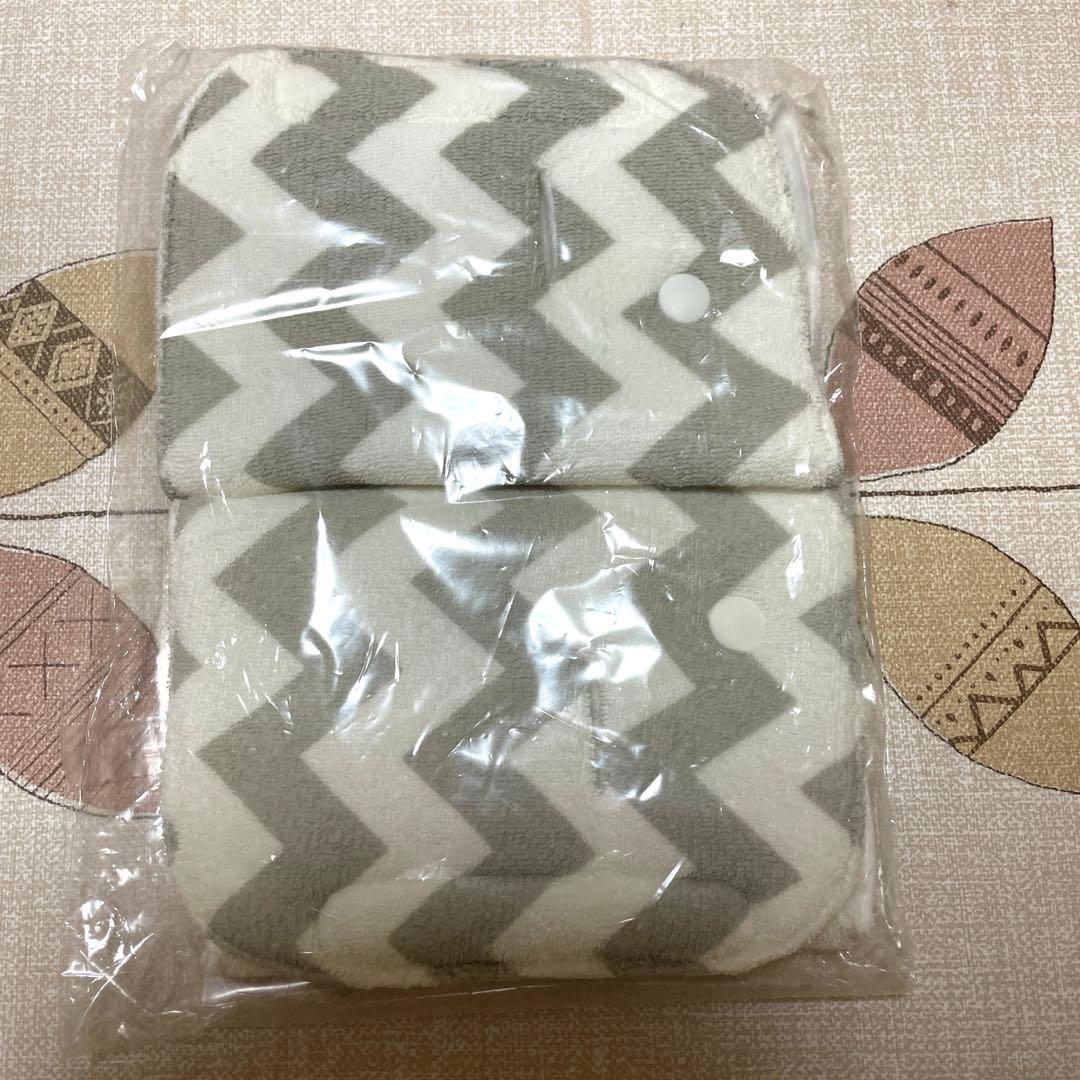 Aprica ラクリス　ネイビー　抱っこ紐