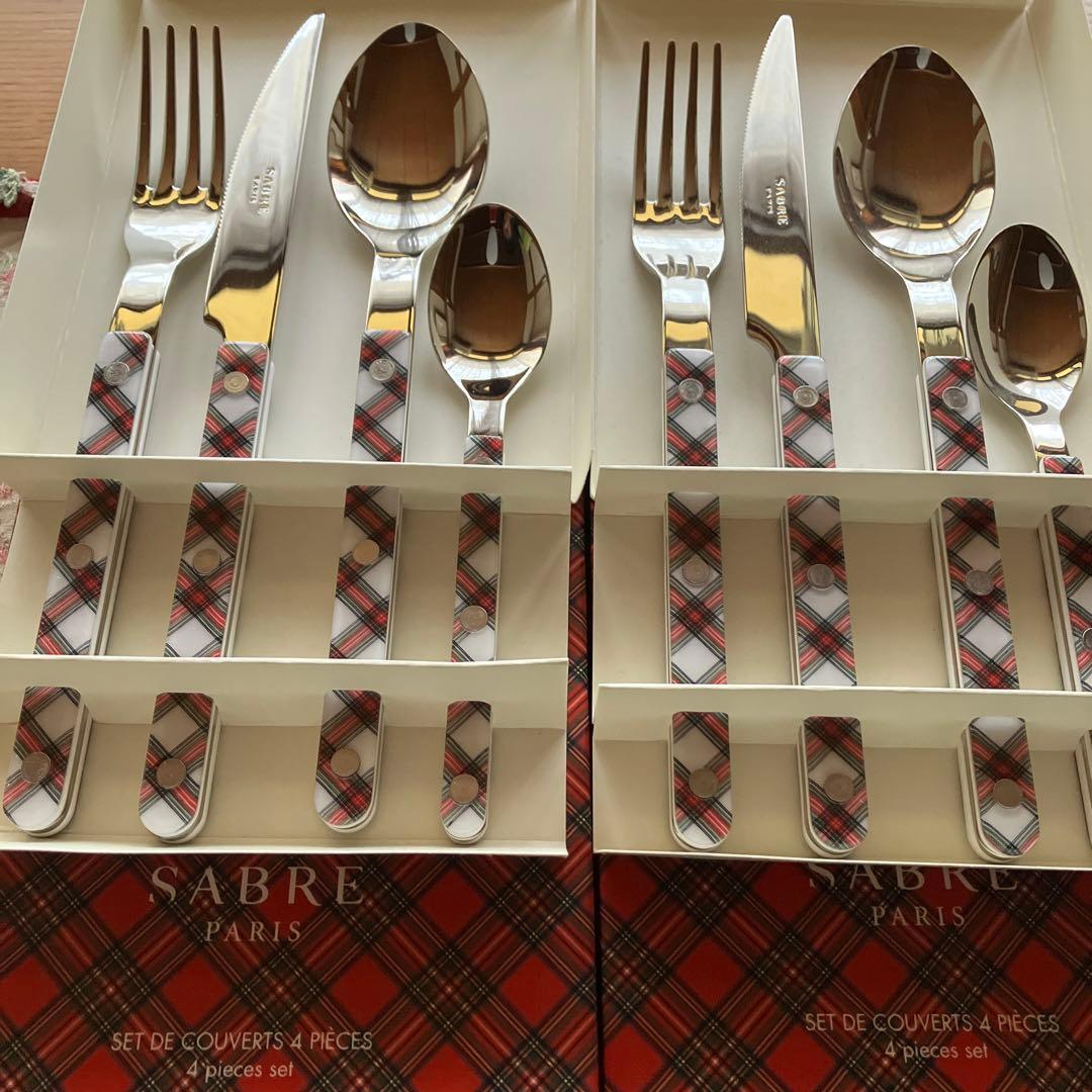 新品未使用品　サーブルSABREカトラリー箱入り4本セット×2 チェック柄