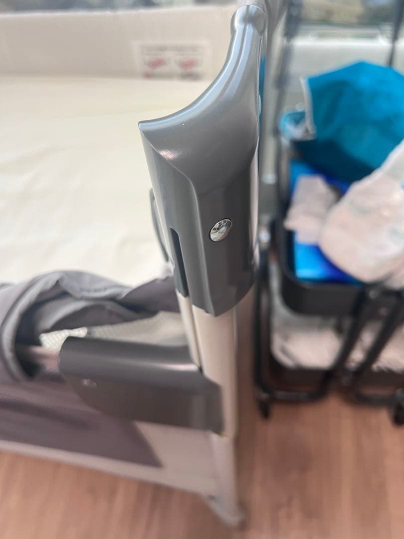 アップリカ　エアー　ココネルエアーAB　ベビーベッド　サークル