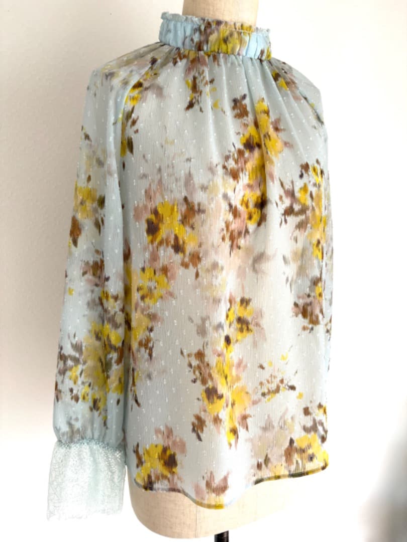 カタログ新品モラビト MORABITO・SPELLブラウス９¥58.300