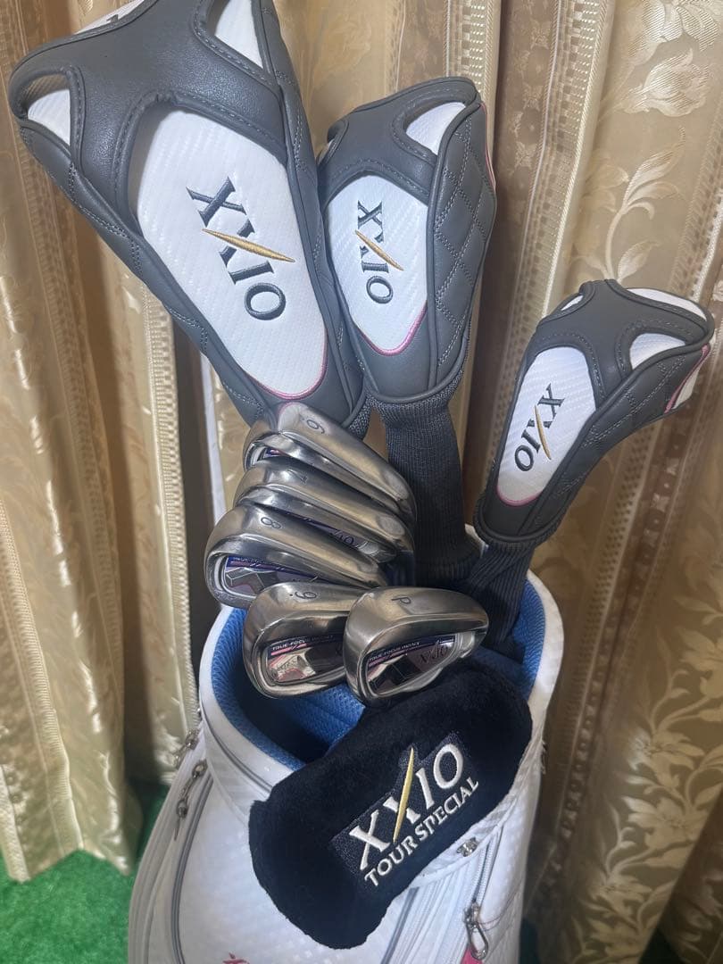 美品！ゼクシオ テン レディース 　豪華 16点　XXIO 10 ゴルフセット