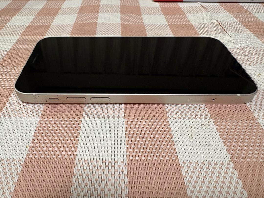 Apple iPhone 12 本体 ホワイト