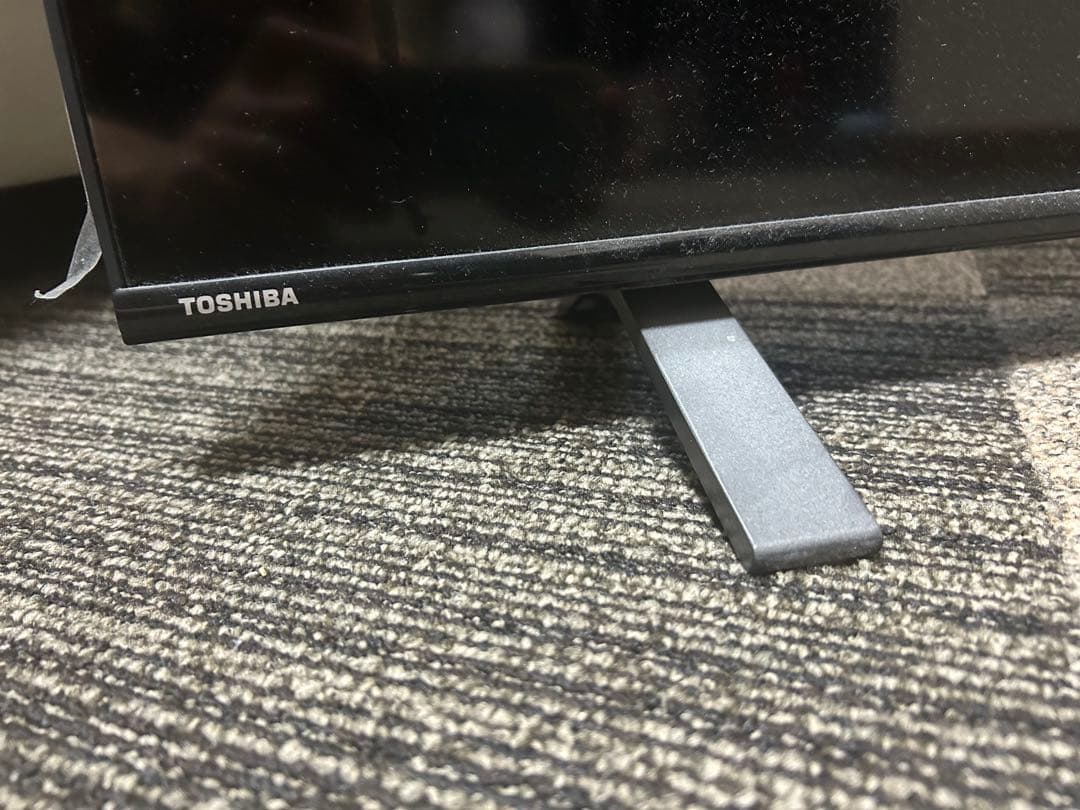 TOSHIBA 55 REGZAスタンド付きテレビ