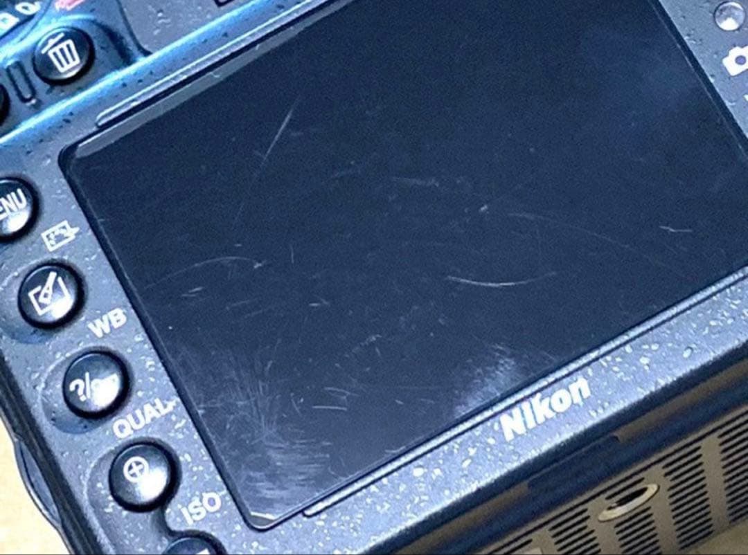 ニコン　D610ボディFX動作品　ジャンク　パワーパックNikon