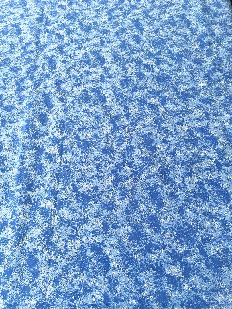 新品未使用　フランス製テーブルクロス　大きめ260×170