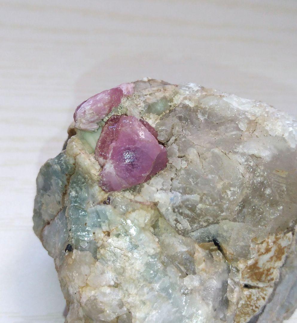 ミャンマー産 球状ルーベライト　トルマリン　希少宝石鉱物標本