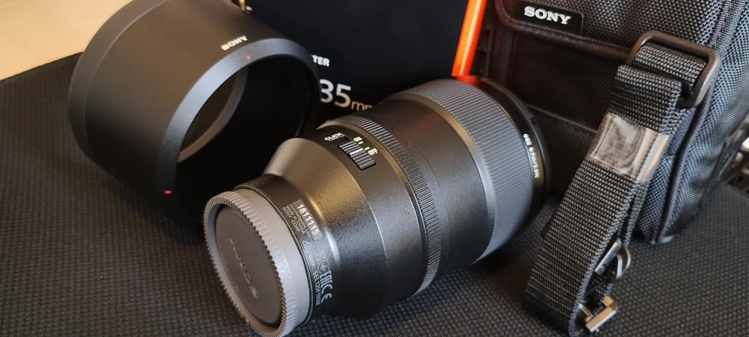 ほぼ未使用 ソニー FE 135mm F1.8 GM SEL135F18GM