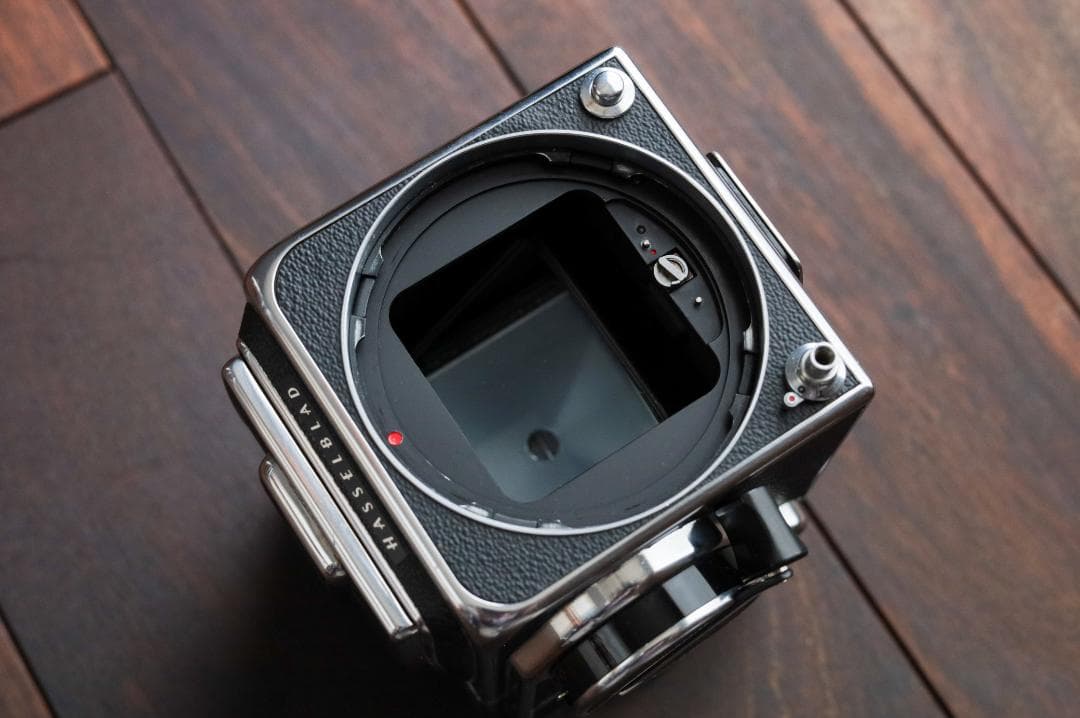 HASSELBLAD 500C/M ボディ A12マガジン付き