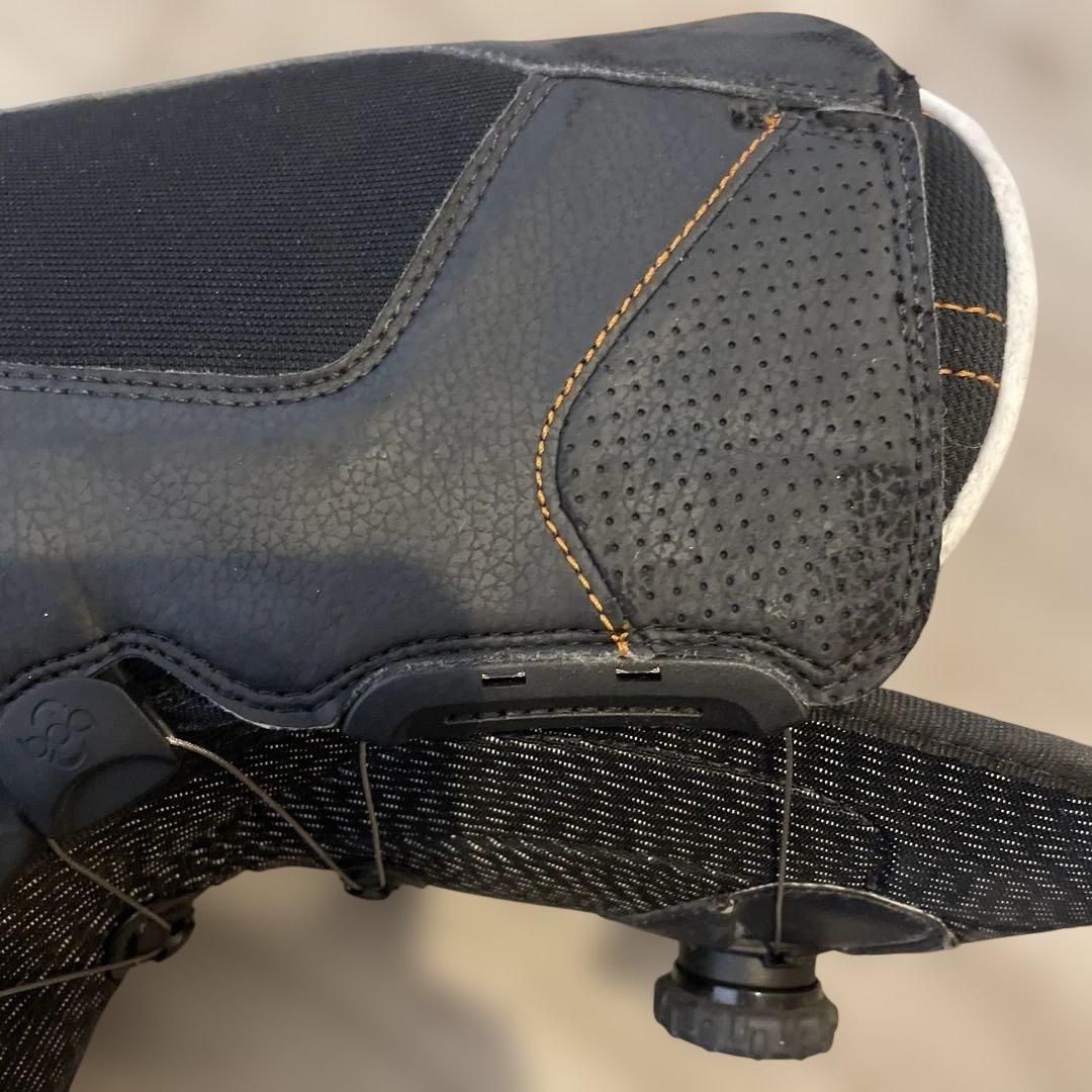 サロモン BOAシステム スノーボードブーツ 男性用 ブラック 28㌢