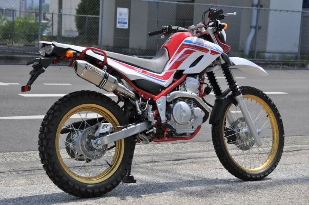 専用セロー250 トリッカー XT250X ソリッド モタード スリップオン