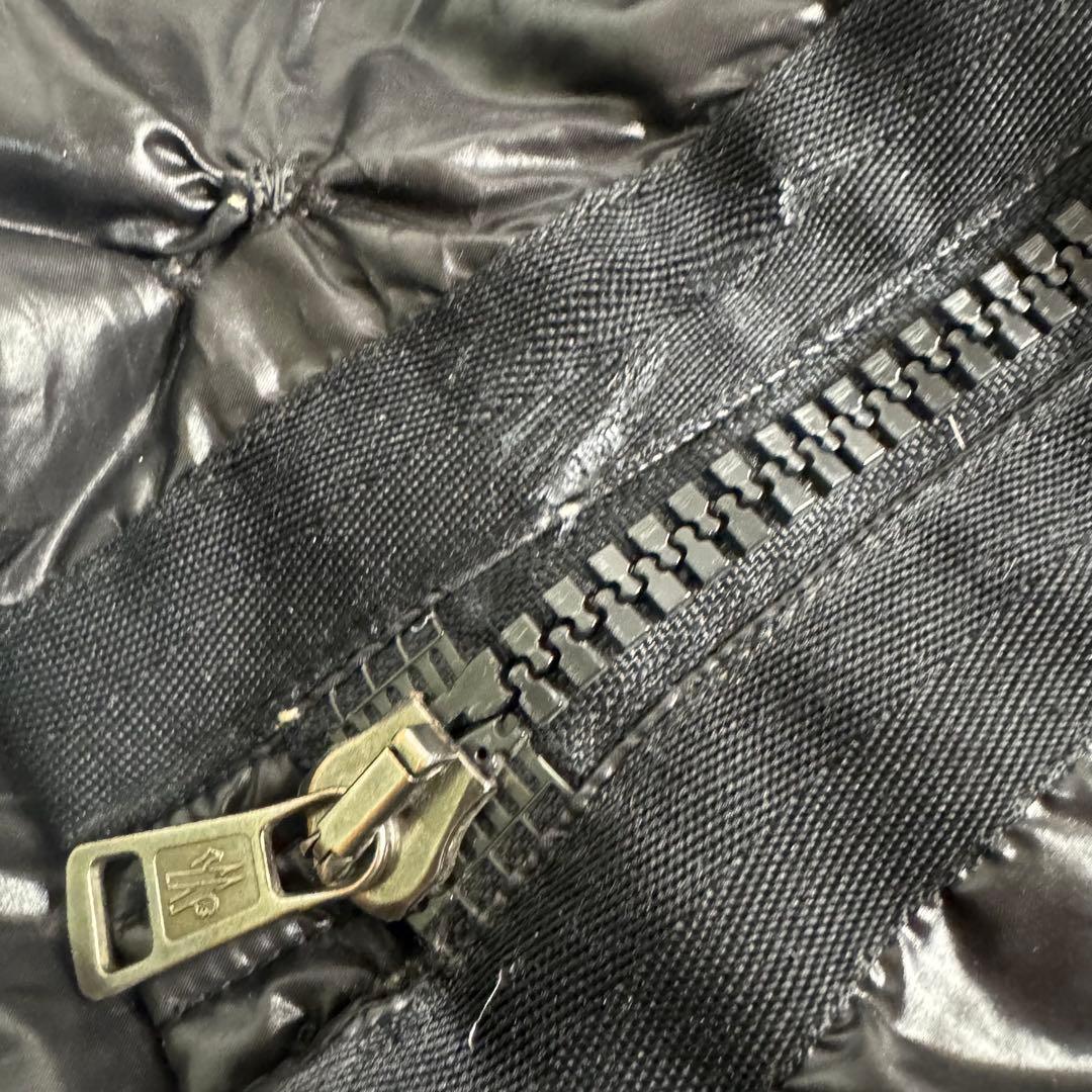 モンクレール　黒　サイズ1 ダウンジャケット　ワッペン