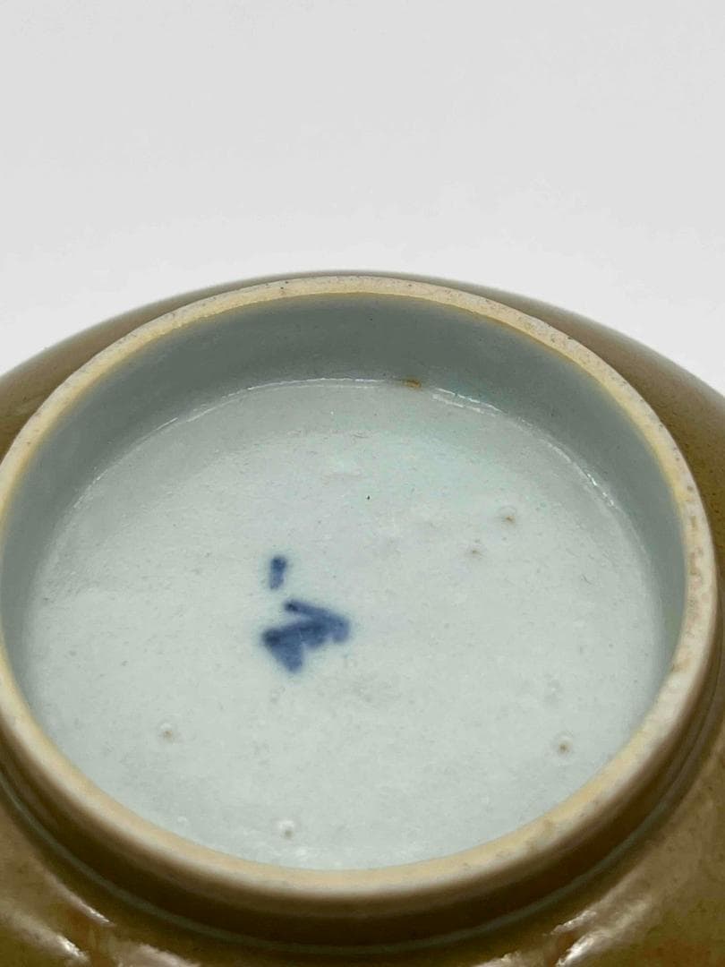 清光緒時代 紫金釉青花草虫文杯 压手杯 茶道具　茶杯 盃 煎茶碗(F-74)