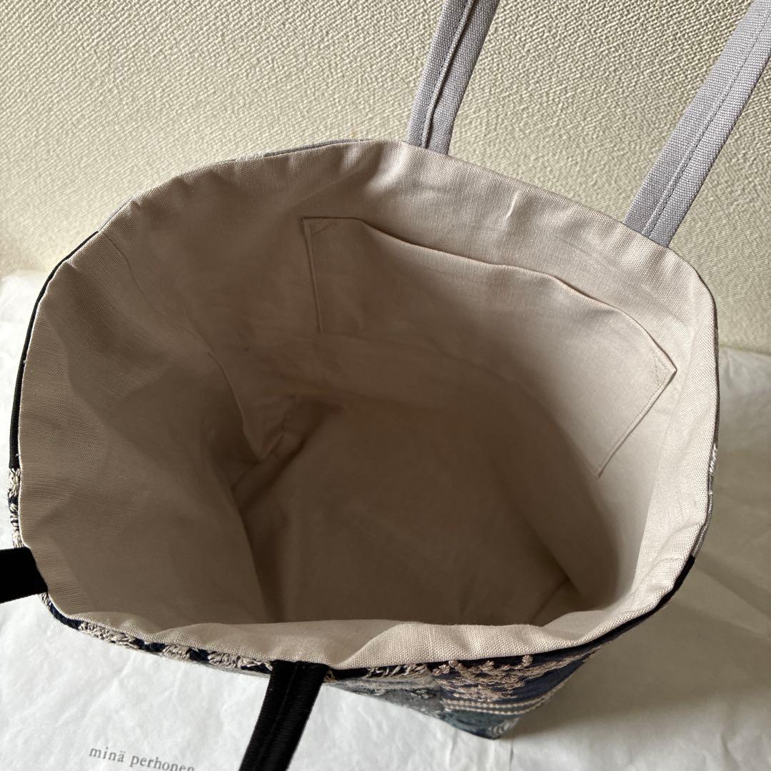 ミナペルホネン 生地使用　wolf&flower パッチワークトート