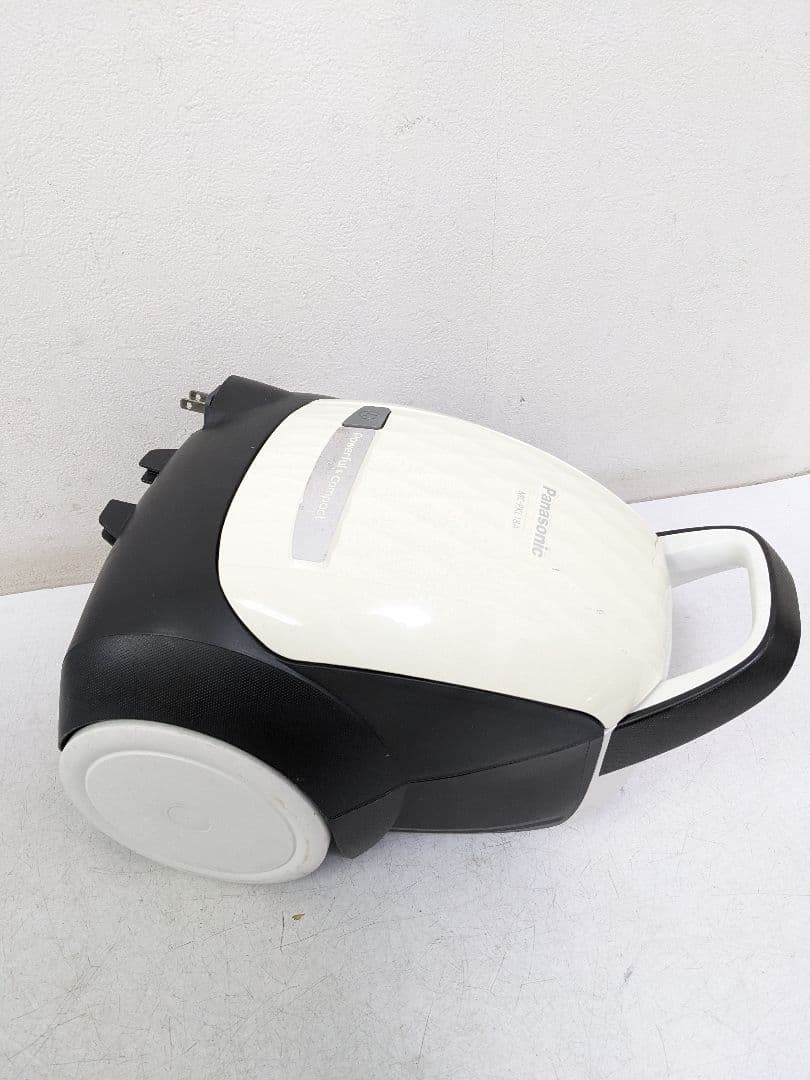 Panasonic MC-PKL18A-W 紙パック式掃除機 2017年製