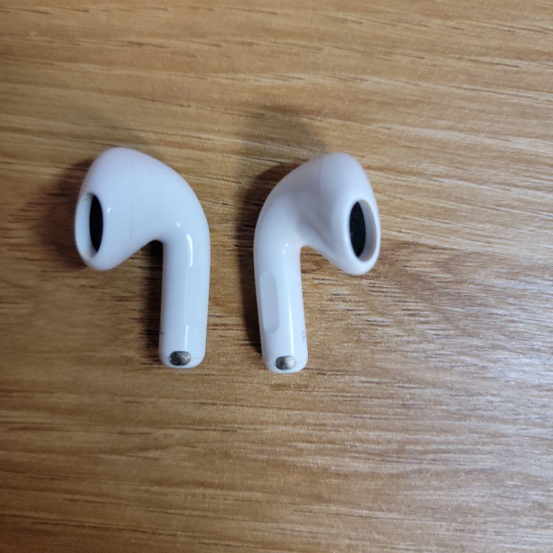 【美品】AirPods第4世代 ANC アクティブノイズキャンセリング搭載
