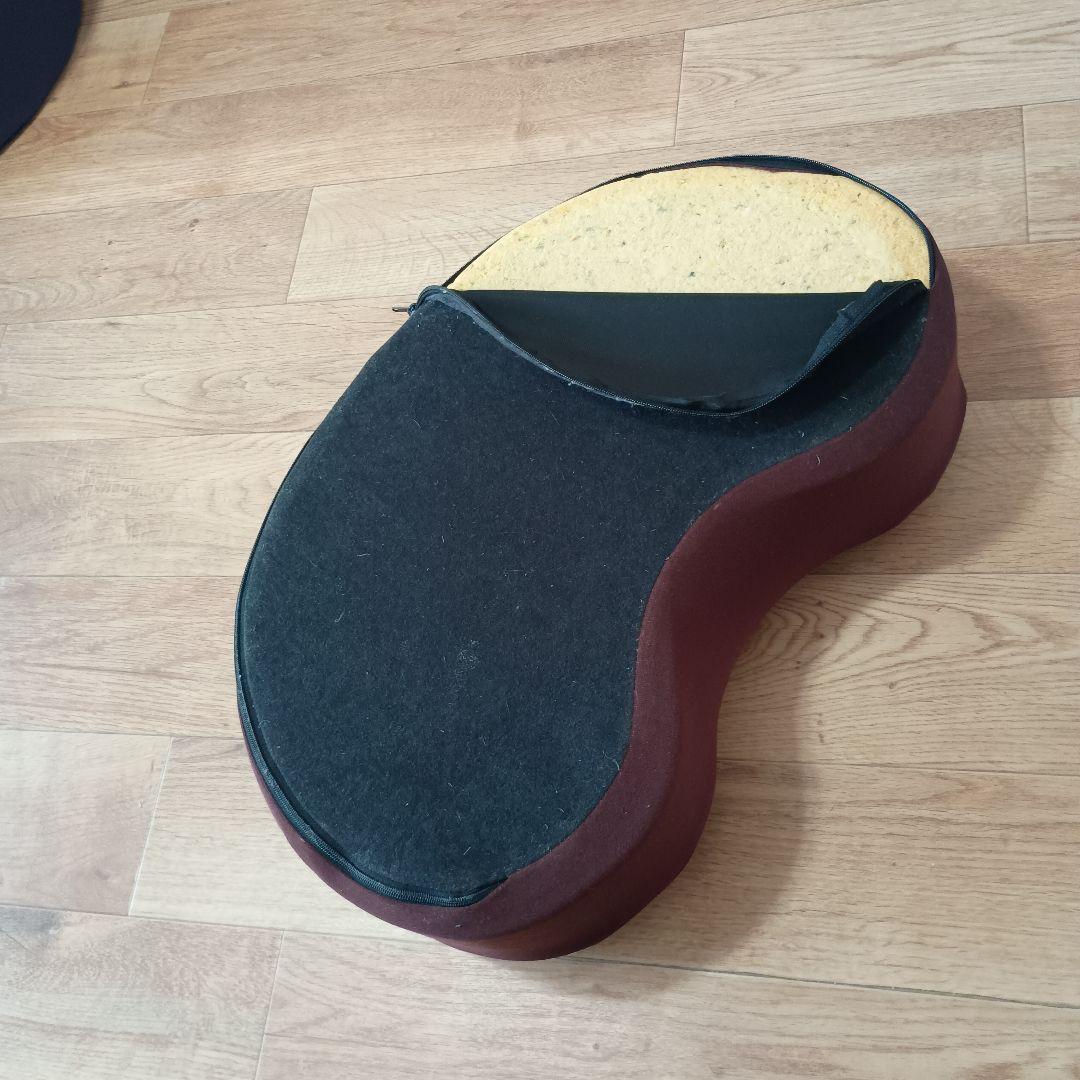 あぐらクッション 4個（赤2個　茶1個　紺1個）