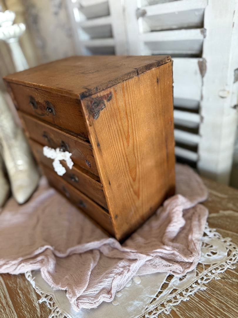 フランスアンティーク小さな木製4段ドゥロワー引き出し抽斗