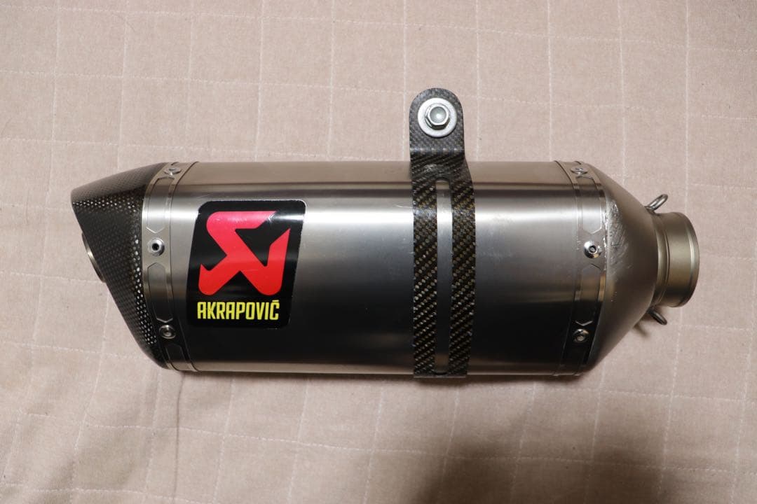 【値引き】KTM 690DUKE AKRAPOVICマフラー