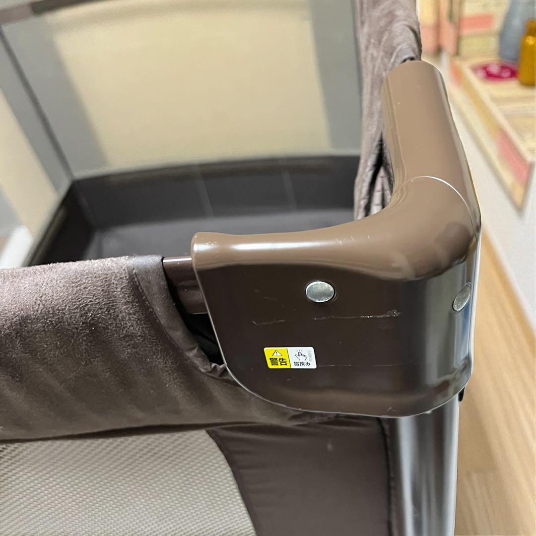 アップリカ ココネルエアープラス　COCONEL AIR PLUS ベビーベッド