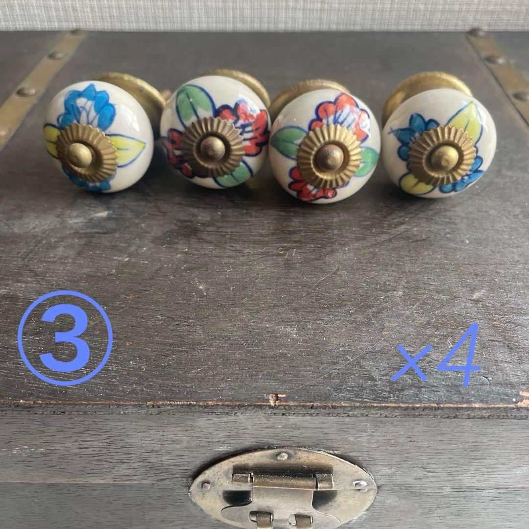 ★フランス　アンティーク　引き出し　家具　ドロワー　陶器　取っ手　持ち手　ノブ