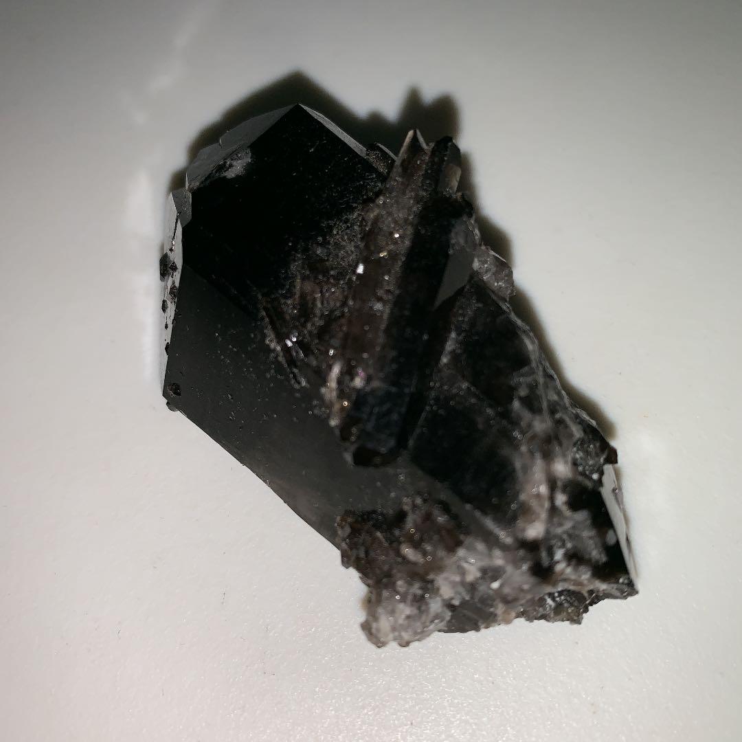 小型　モリオン 黒水晶 原石 魔除け石