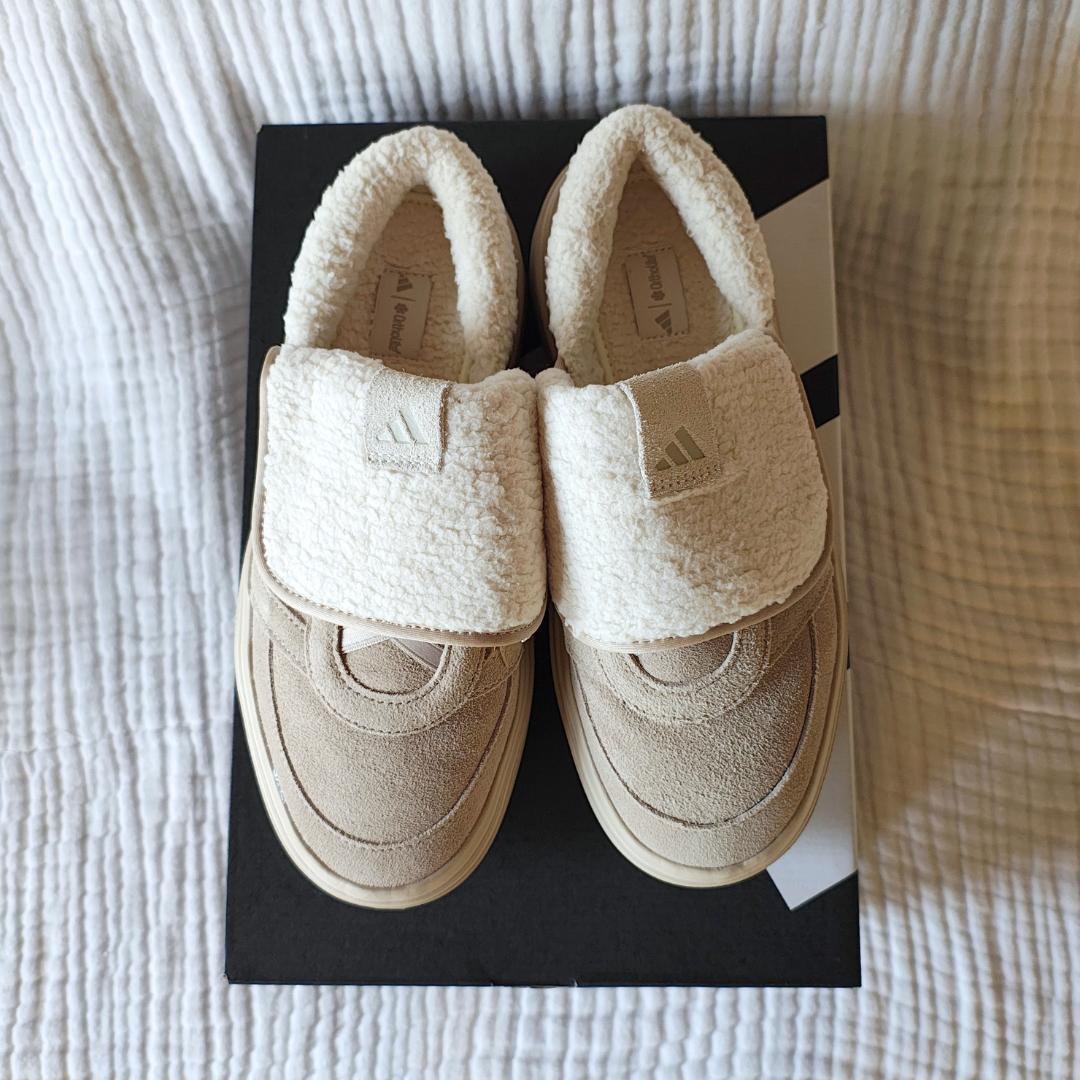 激レア✨ 韓国限定 adidas グランドコートミュール 24.5 ベージュ