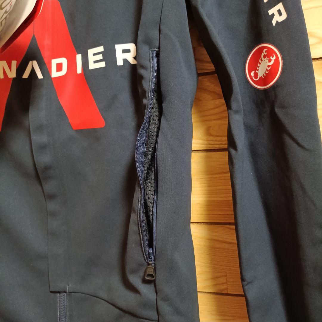 支給品　INEOS GRENADIERS　PERFETTO RoS ジャケット