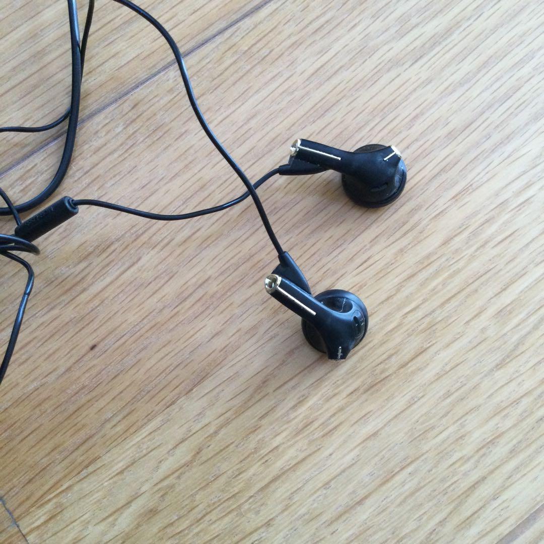 希少高音質SONY MDR-E565インナーイヤホン