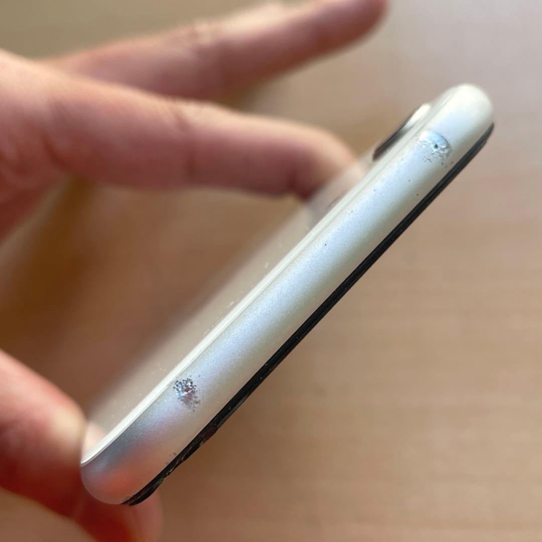 iPhone SE 第2世代　ホワイト　64GB A2296 #4